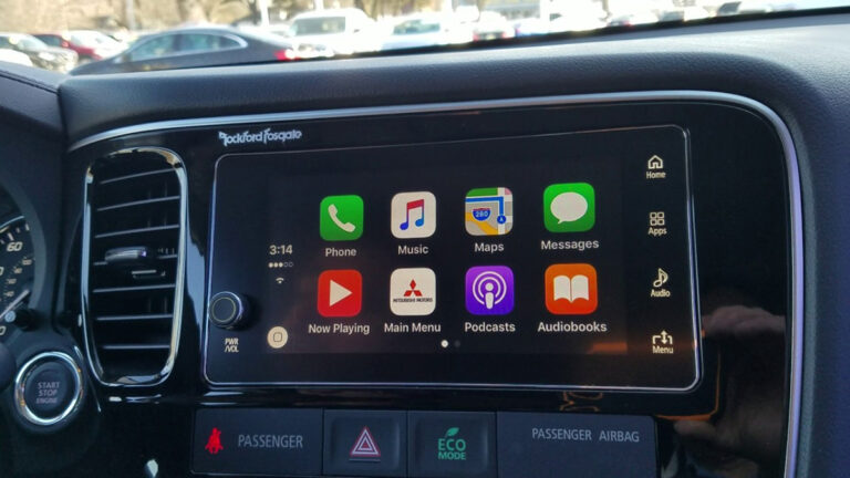 Mitsubishi CarPlay