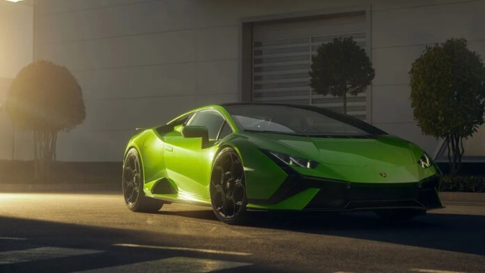 Lamborghini içten yanmalı motor