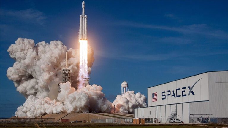 SpaceX Falcon 9