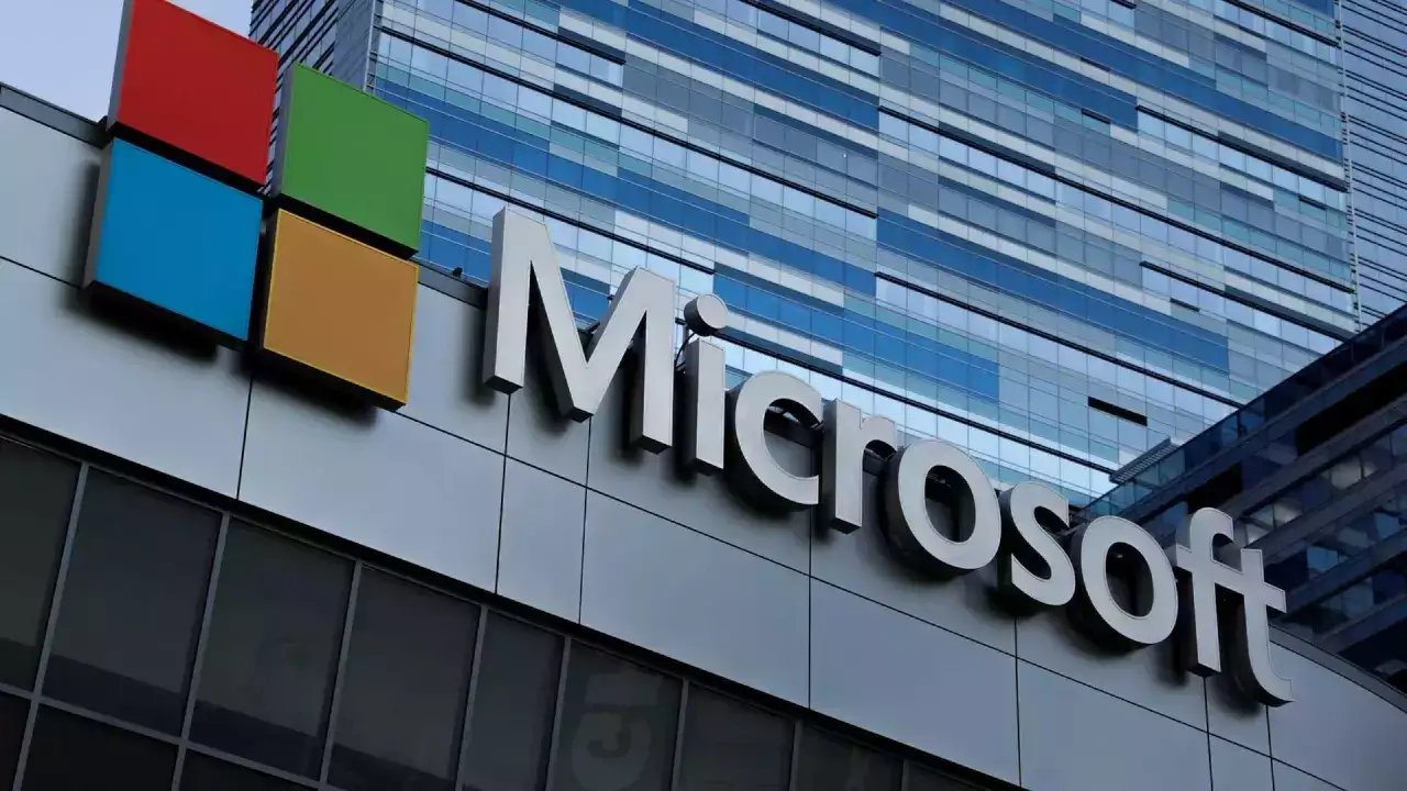 Microsoft İspanya'ya dev yatırım yapacak: 7,16 milyar dolarlık veri merkezi inşa edilecek
