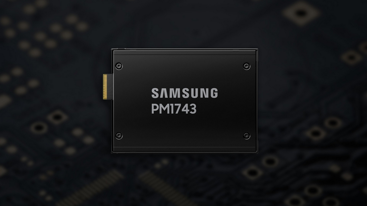 Samsung ilk 60TB SSD'sini piyasaya sürdü!