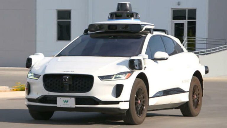 Waymo sürücüsüz taksi