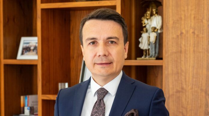 Aydem Enerji CEO'su Serdar Marangoz