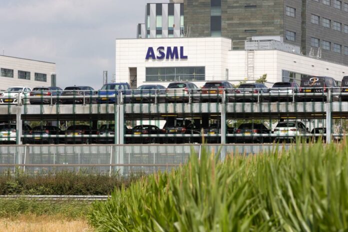 ASML eski çalışanı