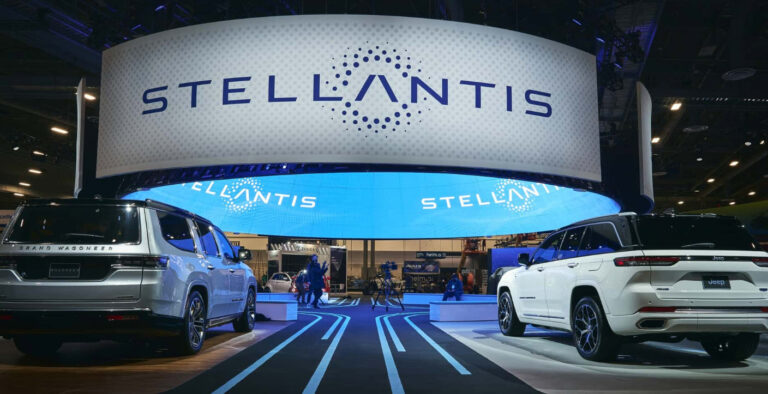 Stellantis Organizasyon Yapısını Sadeleştiriyor! İşte Yeni Yapılanmanın Detayları